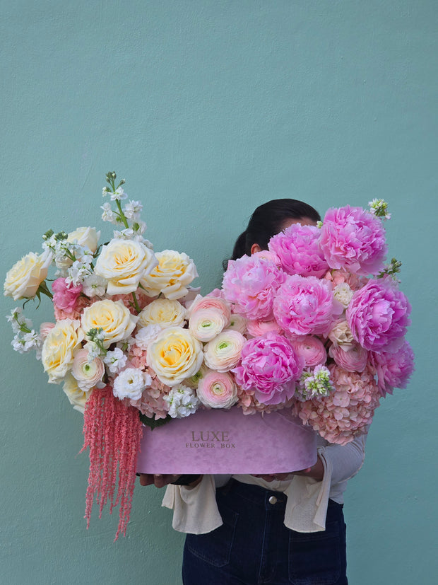 Peony, roses, ranunculus velvet touch