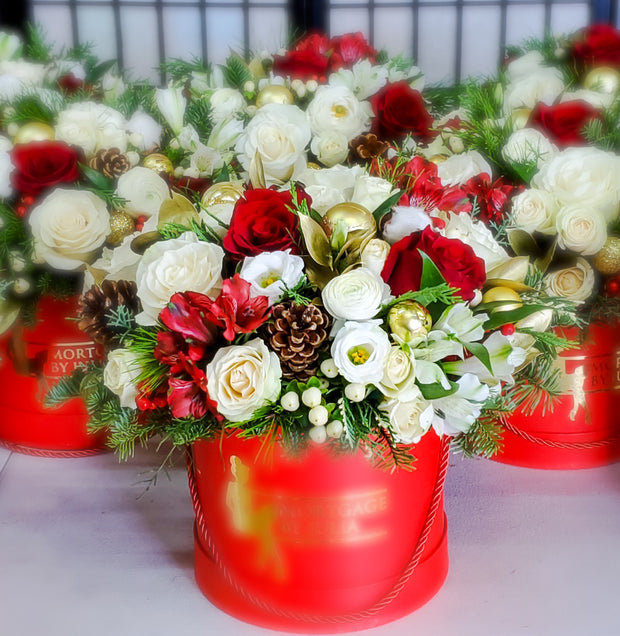 Christmas floral arrangement Red/White/Gold